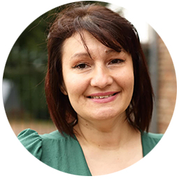 Belinda De Sadeleer, pédicure médicale spécialisée Hannut